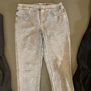 Zara Girls light gray stretchy leggings leggings Skinny Size 11/12 NWOT